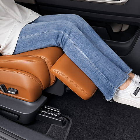 phụ kiện BYD M9, đồ chơi BYD M9, G&aacute;c ch&acirc;n điện ghế phụ BYD M9, G&aacute;c ch&acirc;n điện M9, G&aacute;c ch&acirc;n chỉnh điện BYD M9, G&aacute;c ch&acirc;n điện BYD, G&aacute;c ch&acirc;n điện, n&acirc;ng cấp g&aacute;c ch&acirc;n điện cho M9